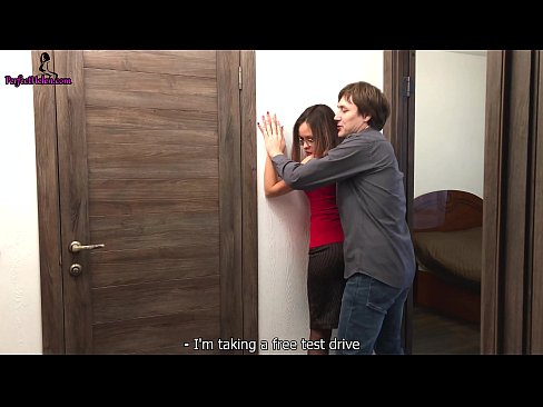 ❤️ Seksuāla nekustamo īpašumu pārstāve jutekliski džerkstina savu pīli un drāž, pārdodot savu dzīvokli - Krempai ☑ Slepkavības pie lv.nudexxx.ru ❌️